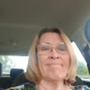 Meet your Posher, Paula